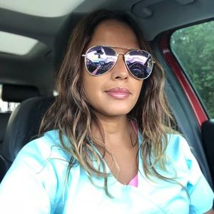 Meet your Posher, Jenny